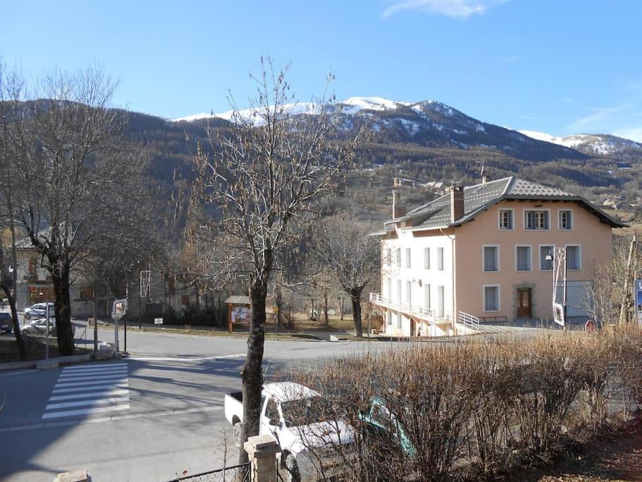 Le Picoulet : Appartement Tout Confort Coeur De Village Allos Exterior foto